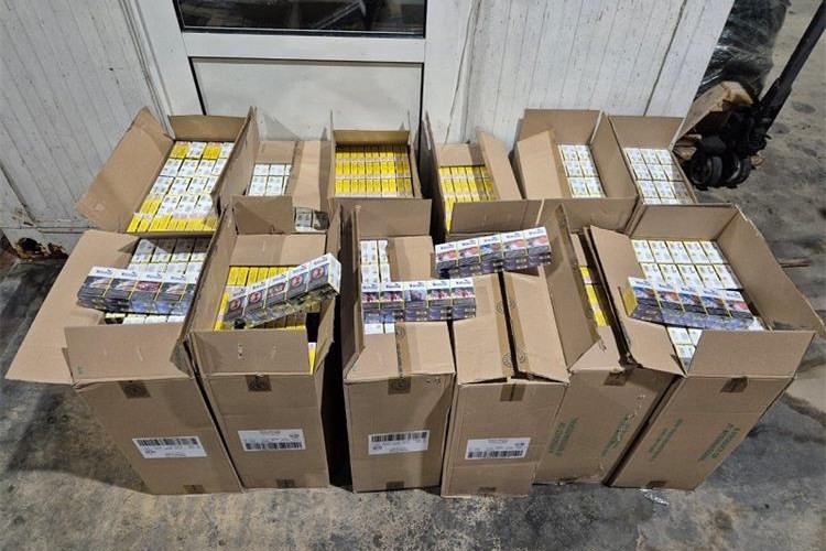 Slika /17557 vijest SMJ OSIJEK cigarete Erdut/glavna fotografija.jpg